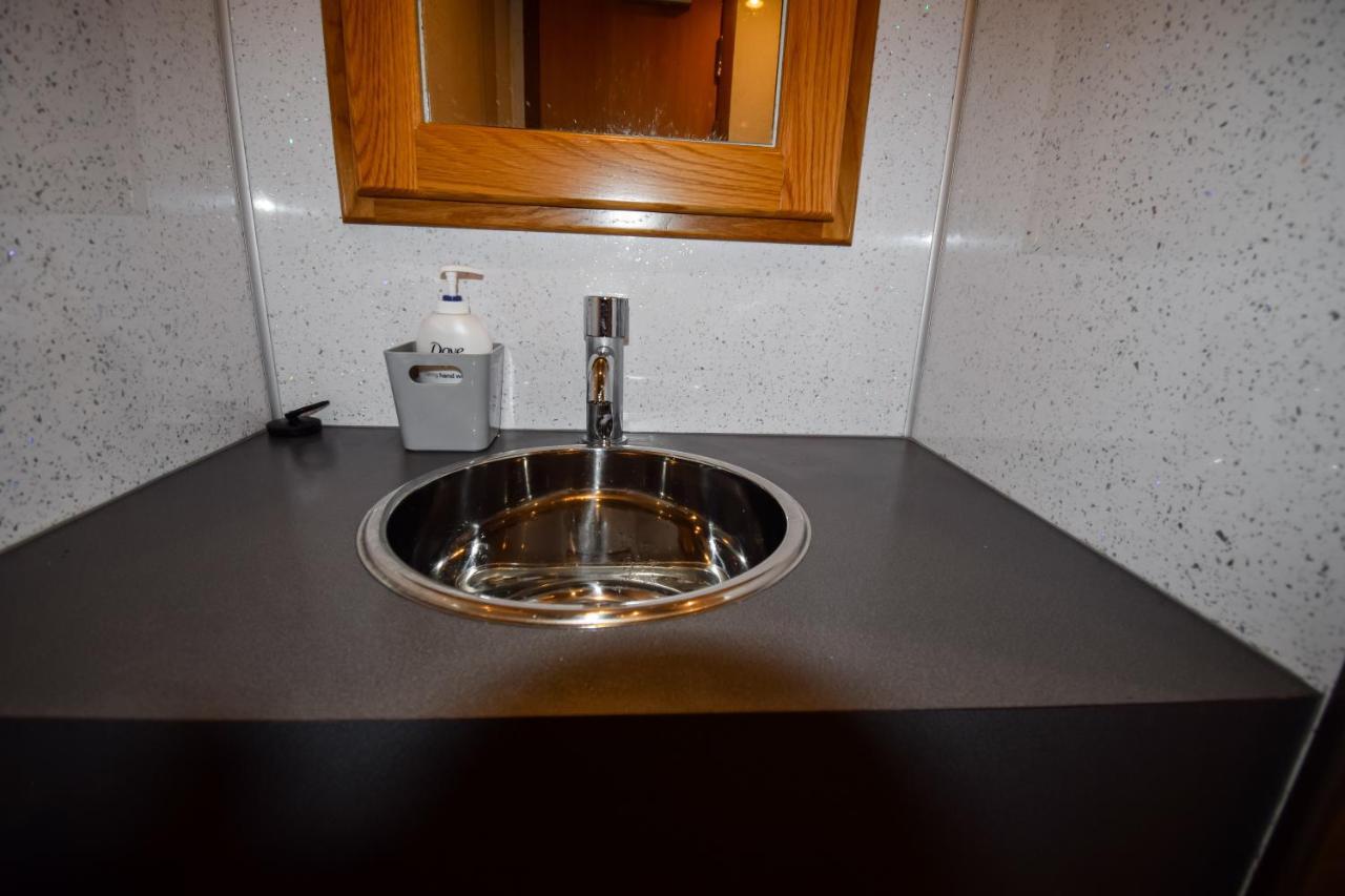 Nova Spero Hotel Fort William Bagian luar foto
